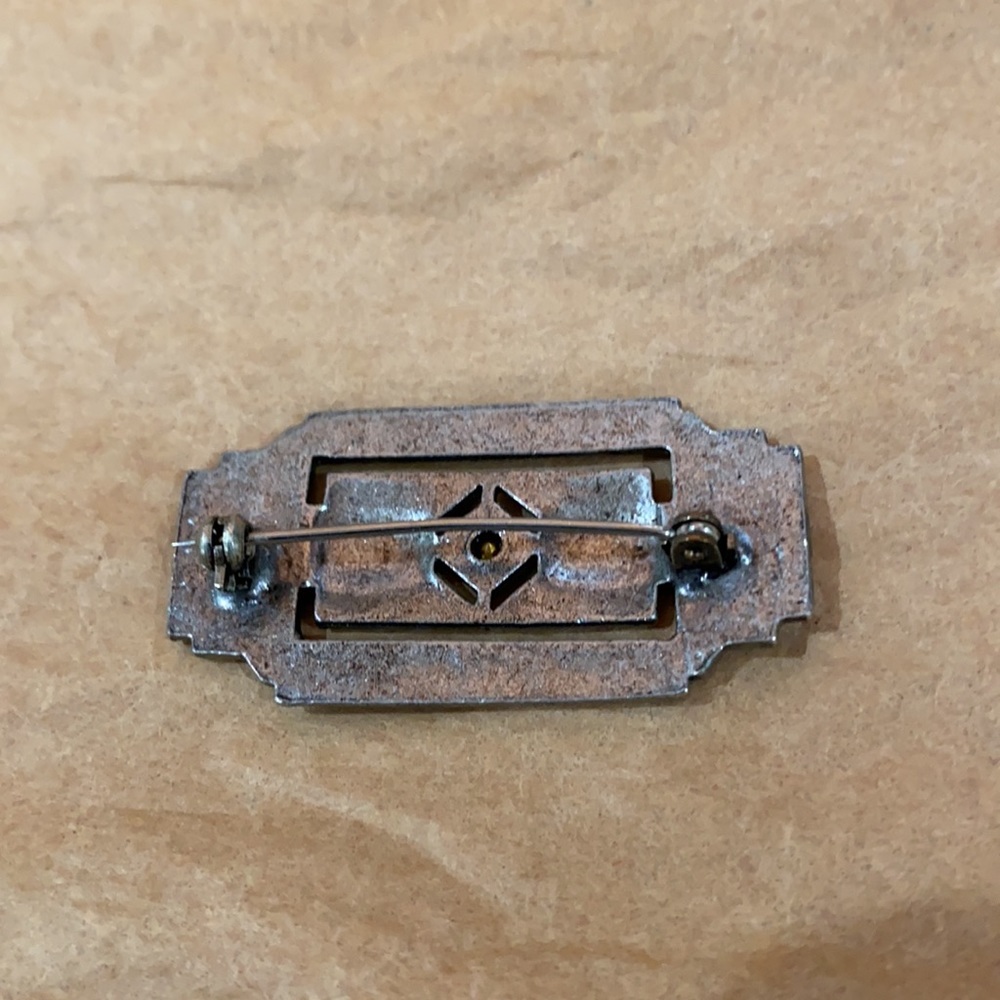 Brooch - Picture 2 of 2